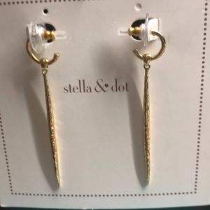 Kari Drop Earrings